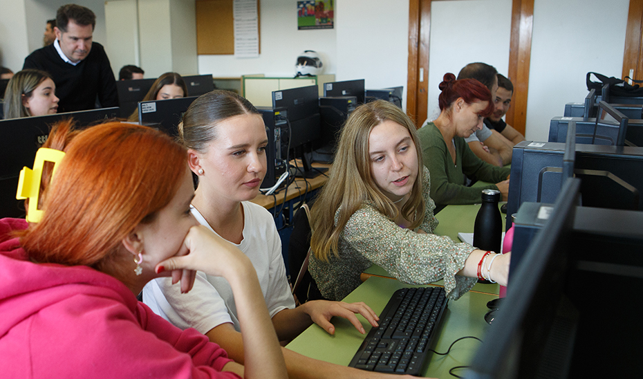 Arranca el curso en la FP con 657 Grados Básicos en Dual para reducir el abandono escolar temprano