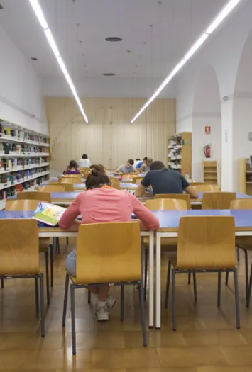 Junta de Andalucía - Biblioteca Pública del Estado - Biblioteca Provincial de Córdoba